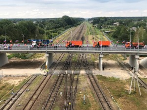 Президент РФ дал старт движению по путепроводу через железнодорожные пути в Брянской области